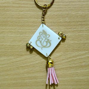 Ganesha Keychain _White