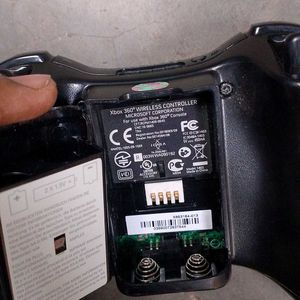 Microsoft Xbox 360 Controller.