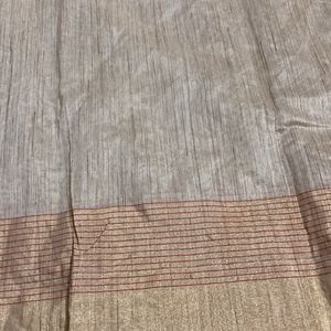 Like New Elegant Saree For Grabs