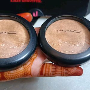 MAC Cosmetic Highlighter