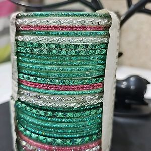 Beutiful Set Of Bangles