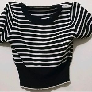 Black And White Strips Crop Top