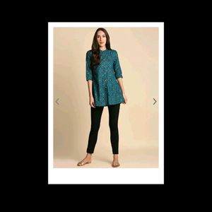 Women's  Kurti In Combo