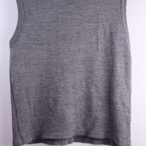 Woollen Sleeveless Sweater