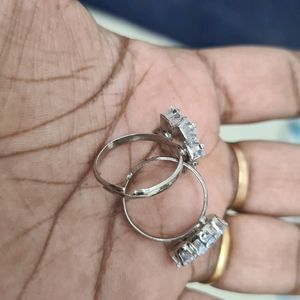 AD Adjustable Finger Ring