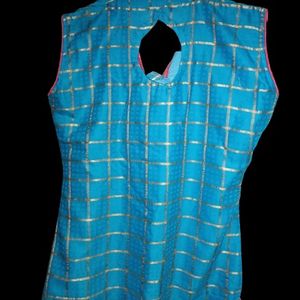 Sleevless sheen bright blue kurta