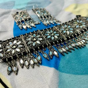 Oxidised Silver Neckpiece And Earring Set