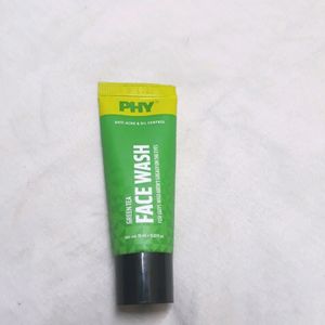 PHY GREEN TEA FACE WASH