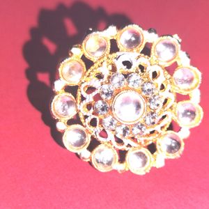 Saree Pin, Ring