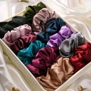 Scrunchies 🌸 30 Rs Per Piece