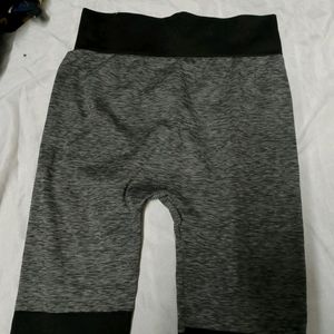 Black Legging (Never Used)