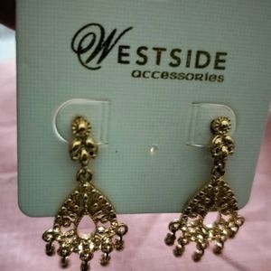 Gold Touch Hanging Ear Rings