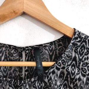 Easybuy Black Printed Top ( Women)