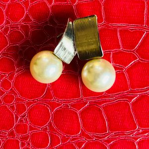 White Pearl Earrings