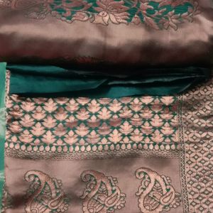 Green And Gold Pattu Saree