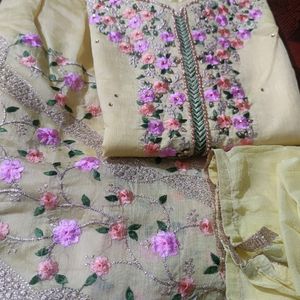 Beautiful Sharara Suit For Any Function