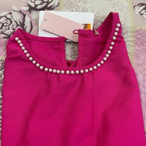 Embellish Round Neck Top💞