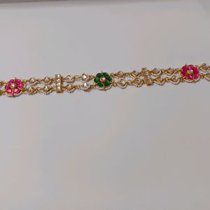 Multicolored Kundan Mathapatti