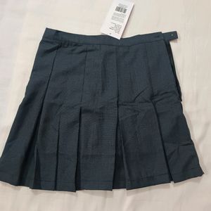 Pleated Skirt( New With Tag)