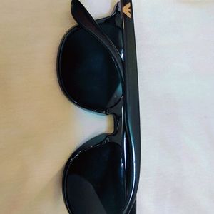 Sunglasses In Medium Size