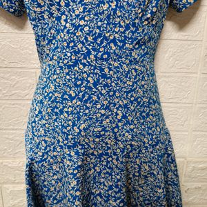 Original Urbanic Blue Floral Dress 👗