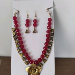 Beautiful Unused Red Artificial Jewellery Set