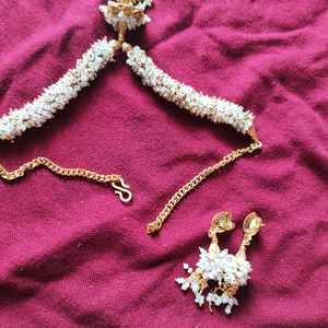 Moti Necklace With Earings