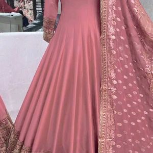 New Standard Beautiful Gown Dress Ne