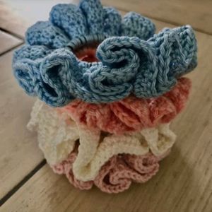 Mix & Match! Crocheted Scrunchies (2 Pack)(1 Pair)
