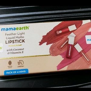 Mamaearth Feather Lite Liquid Matte Lipstick Kit💞