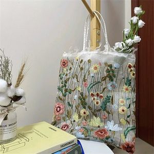 EMBROIDERED FABRIC BAG