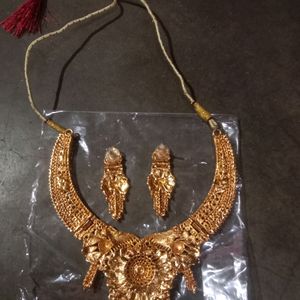 Necklace Set