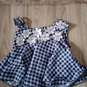 2 Set Top And Pant For Girls