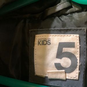 Green Cozy Hoddie For Boys Under 6 Years