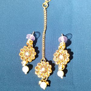 Necklace Set With Earrings And Mangtika