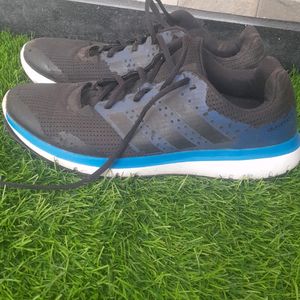 MENS ADIDAS SHOE