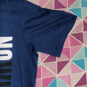 Navy Blue Tshirt                                                       ⭕CASH ONLY ⭕