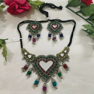 Beautiful ❤️ n 💚 Mirror Oxidised Set