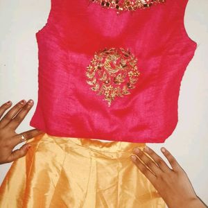 A BEAUTIFUL LEHENGA FOR GIRLS