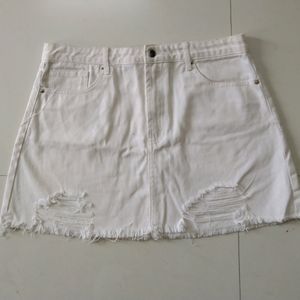 Forever 21 Los Angeles White Denim Shorts