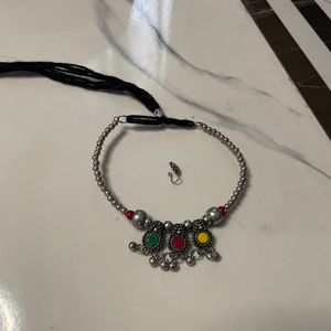 Choker With Nose Pin