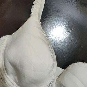 White Bra For Girl Or Woman 34 Bust