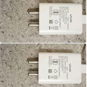 VIVO 18 WATT NEW AND ORIGINAL MOBILE CHARGER