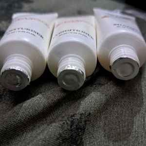 Sale On:TravelKit:shampoo,Conditioner,mositurizer