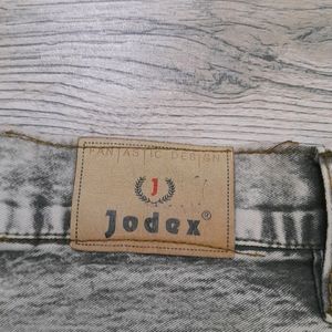 Butterfly Detailing Jeans