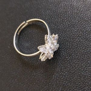 Flower Diamond Ring