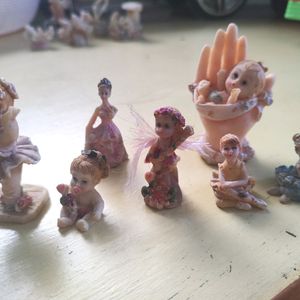 Ceramic Figurines - 7 Pieces