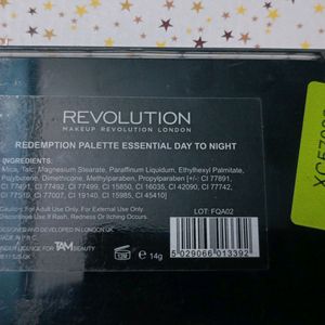 Makeup Revolution Eyeshadow Palette