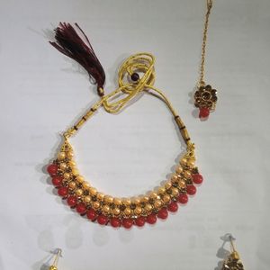RED PEARL JEWELLERY SET WITH EARINGS