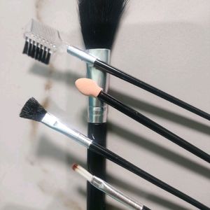 Set Of 2 Combo Pack Kajal And Brushes